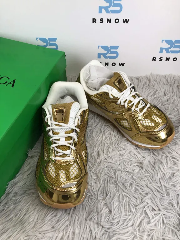 Bottega Veneta Orbit Golden 741357V2X407043