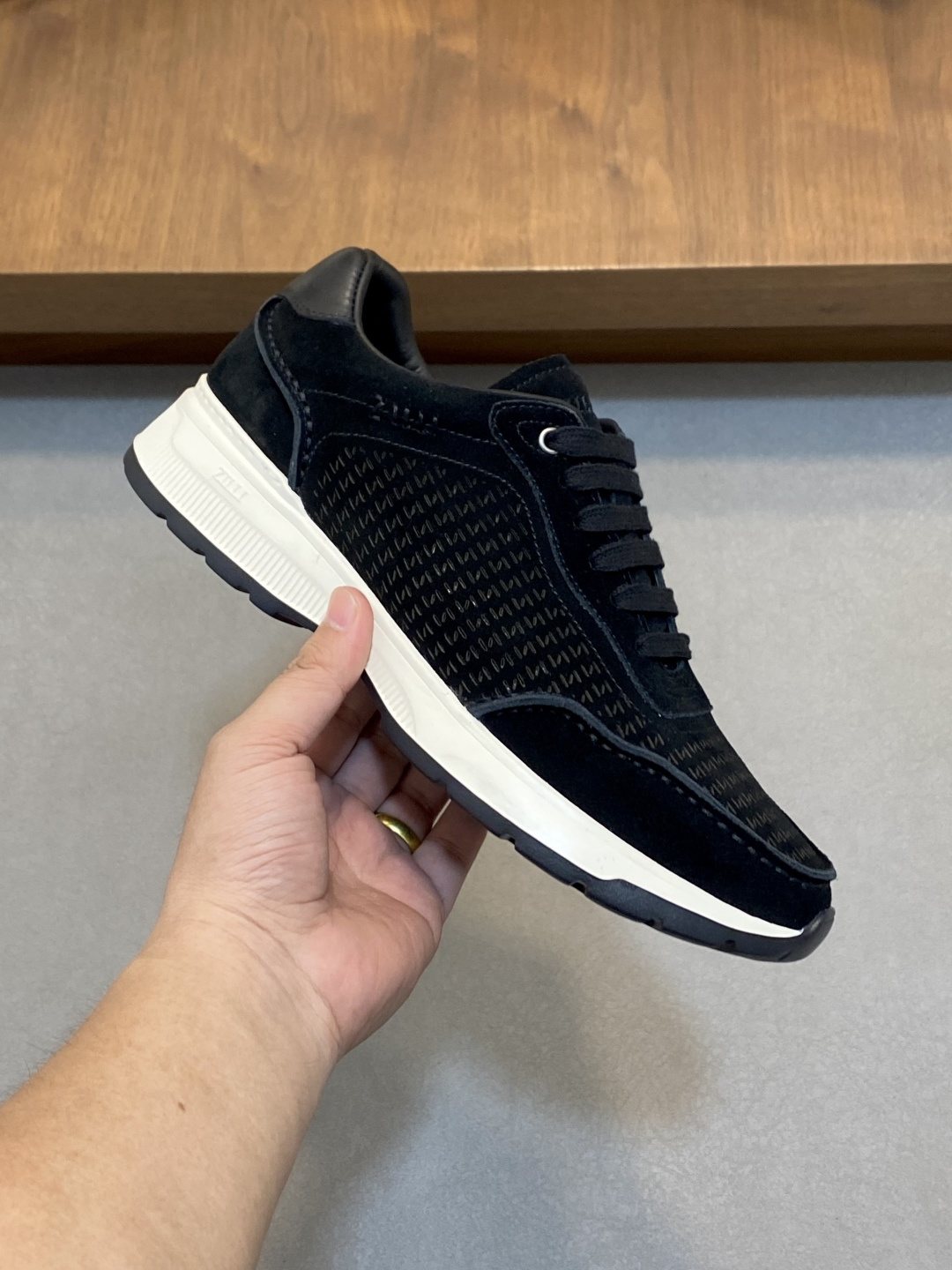 Zilli Men's Textured Low-Top Sneakers - Padded Collar