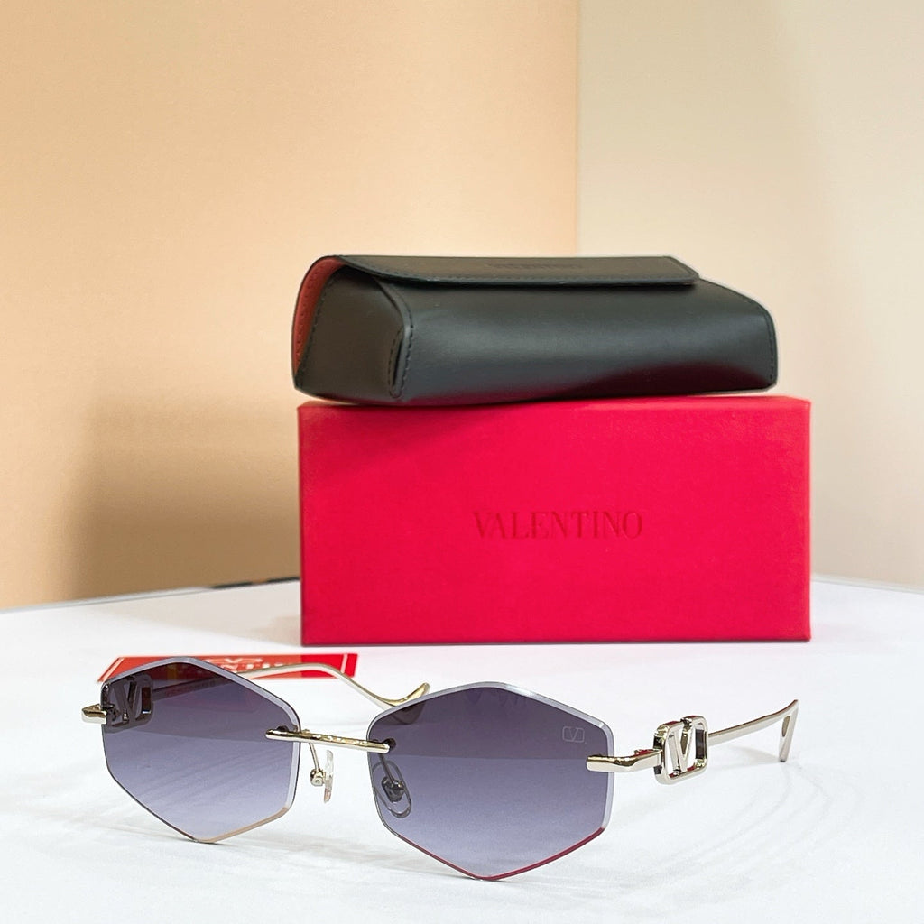 Valentino VLS-187 Sunglasses